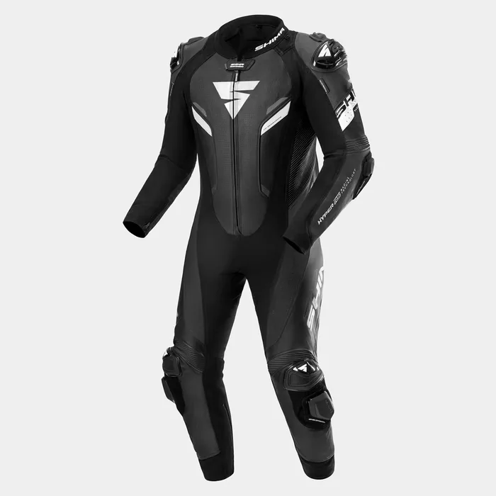 SHIMA_HYPER RS_MEN_BLACK WHITE_FRONT