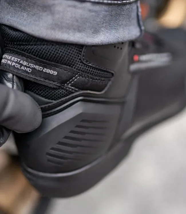EDGE WP_detal2 EDGE WP motorrad-stiefel-messy-1