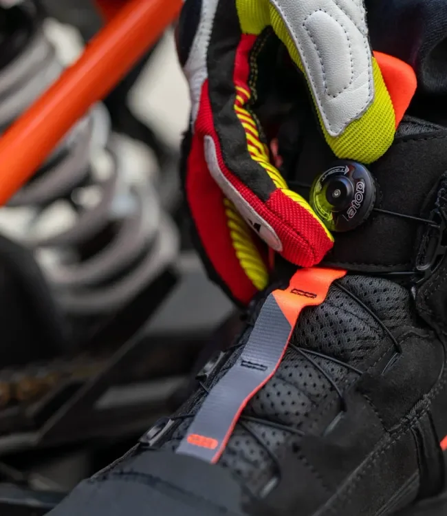 EDGE WP_detal3 EDGE WP motorrad-stiefel-messy-1