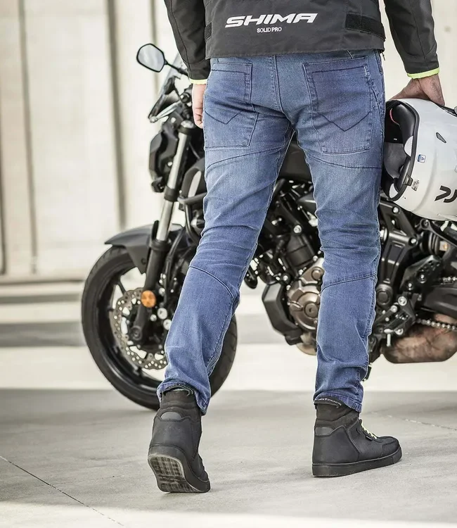 GHOST_detal1 GHOST hosen-motorrad-manner-shima-1