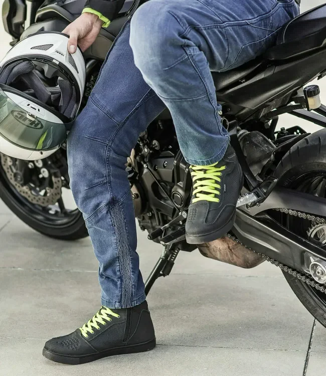 GHOST_detal2 GHOST hosen-motorrad-manner-shima-1