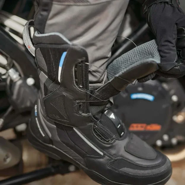 STRATO WP_gallery1 STRATO WP motorrad-stiefel-messy-1