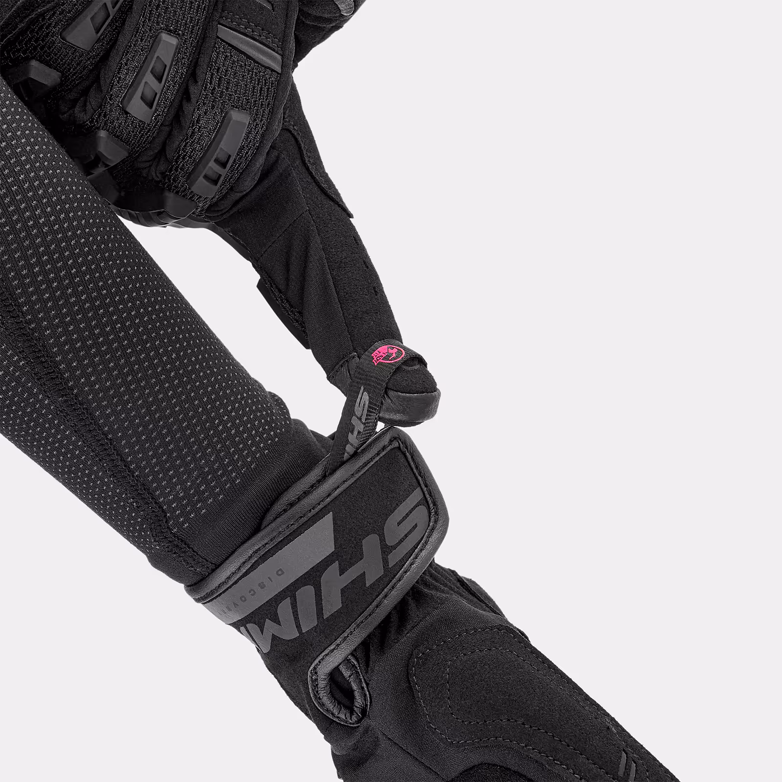 10_SHIMA_STREAM_BLACK_LADY_GLV