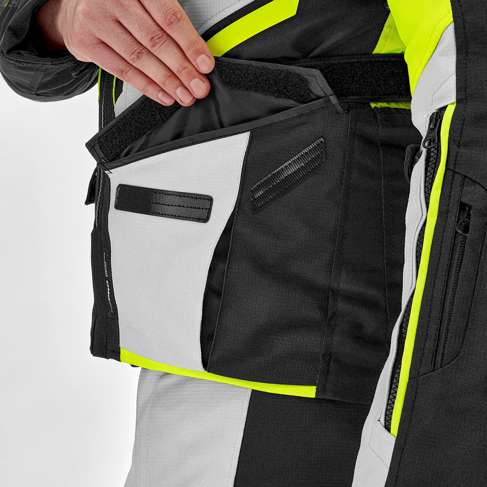 SHIMA_DUNE_JKT_FLUO_MEN_1600px_10