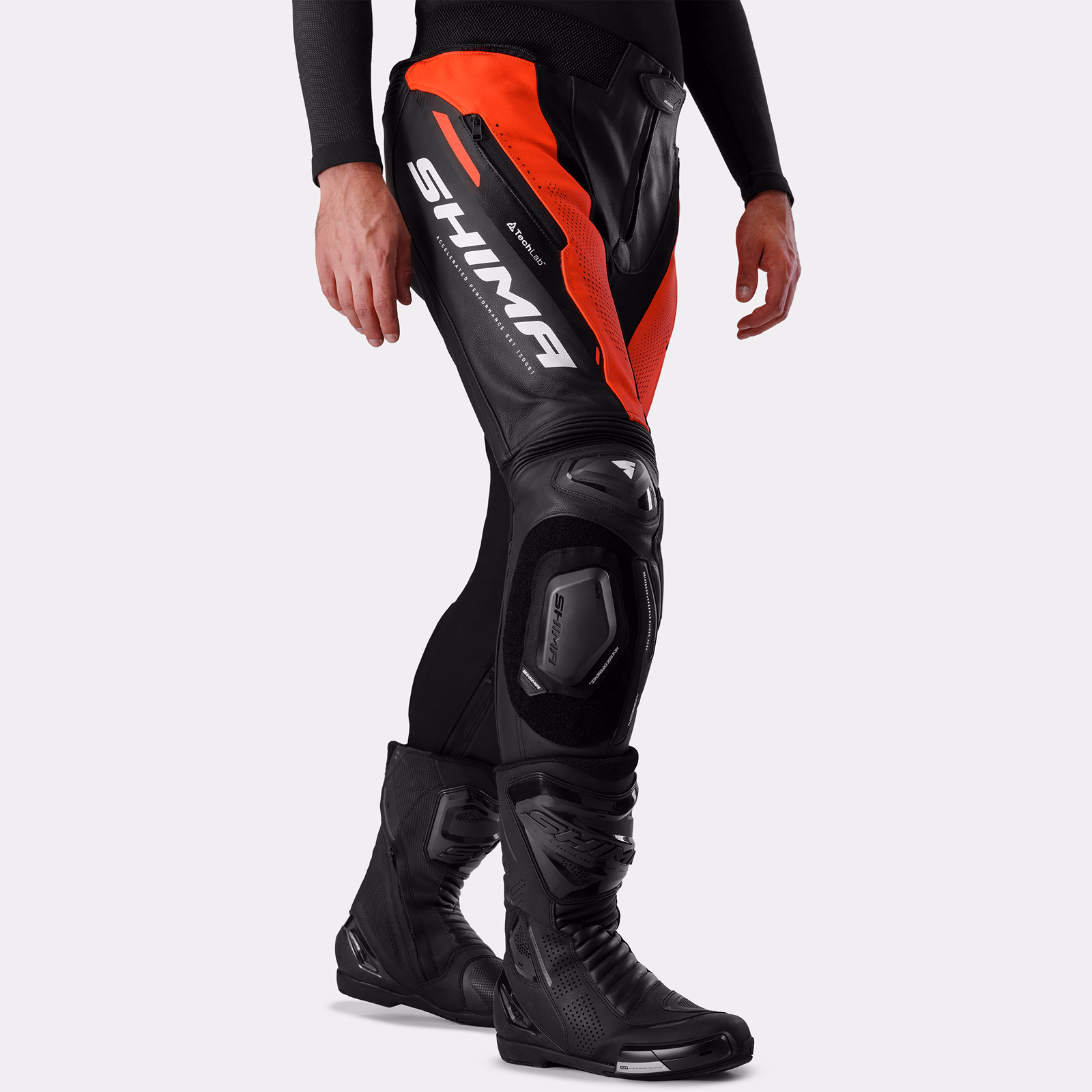 02_SHIMA_MISSION ST_MEN_PNT_RED FLUO