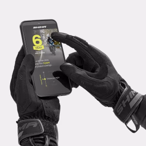 07_SHIMA_STREAM_BLACK_MEN_GLV_2500x2500