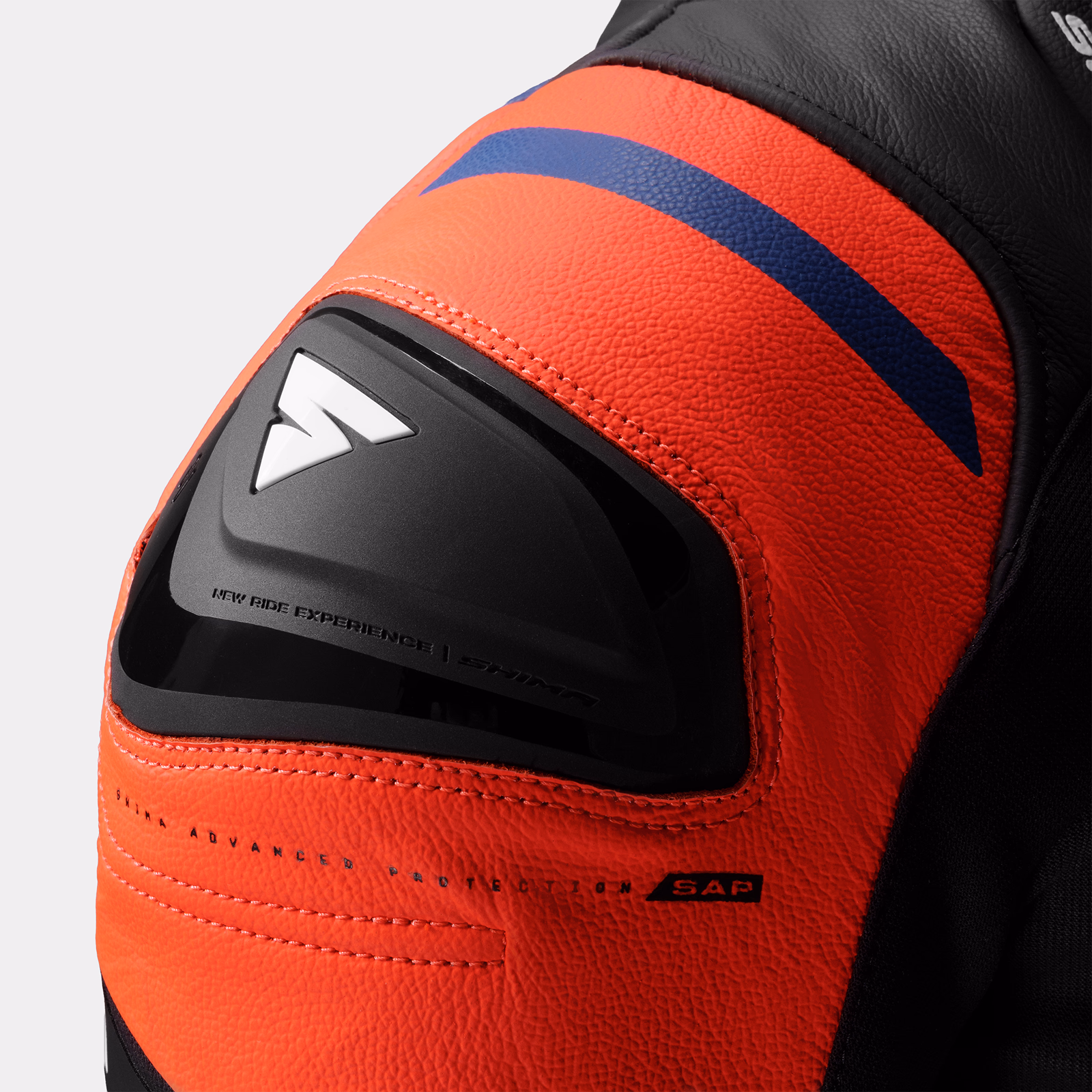 08_SHIMA_MISSION RS_SUIT_MEN_BLUE WHITE RED