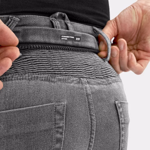 08_SHIMA_ZENITH_GREY_MEN_ZIPPER_BACK_2500x2500