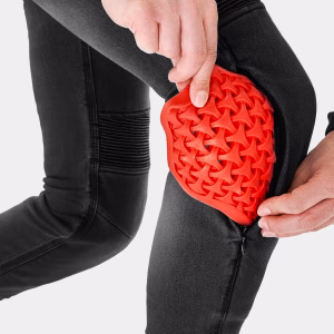 12_SHIMA_ZENITH_BLACK_LADY_KNEE_PROTECTORS_2500x2500