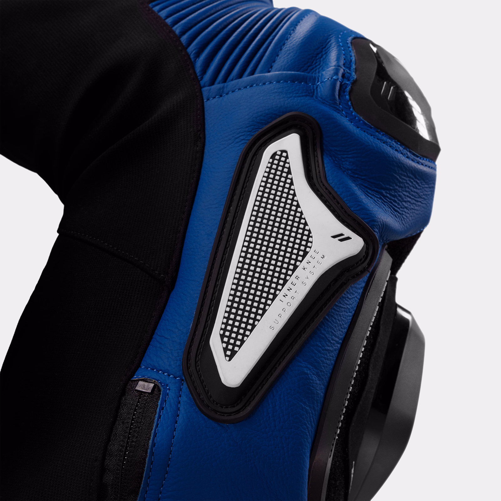 15_SHIMA_MISSION RS_SUIT_MEN_BLUE WHITE RED