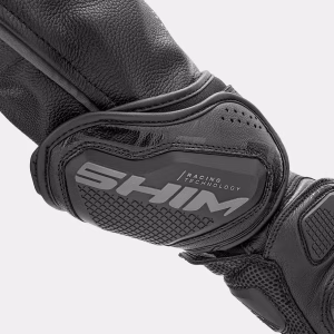 15_SHIMA_RS-3_BLACK_MEN_GLV copy