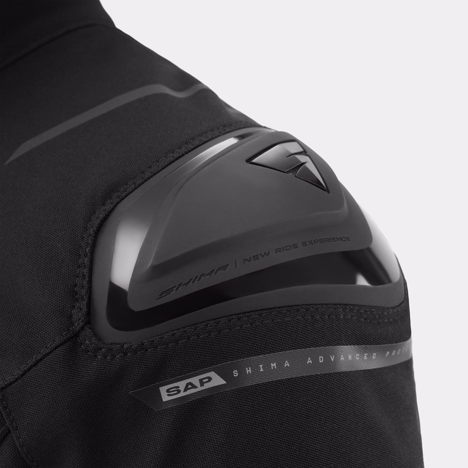 16_SHIMA_STX G2_JKT_MEN_BLACK_2500x2500