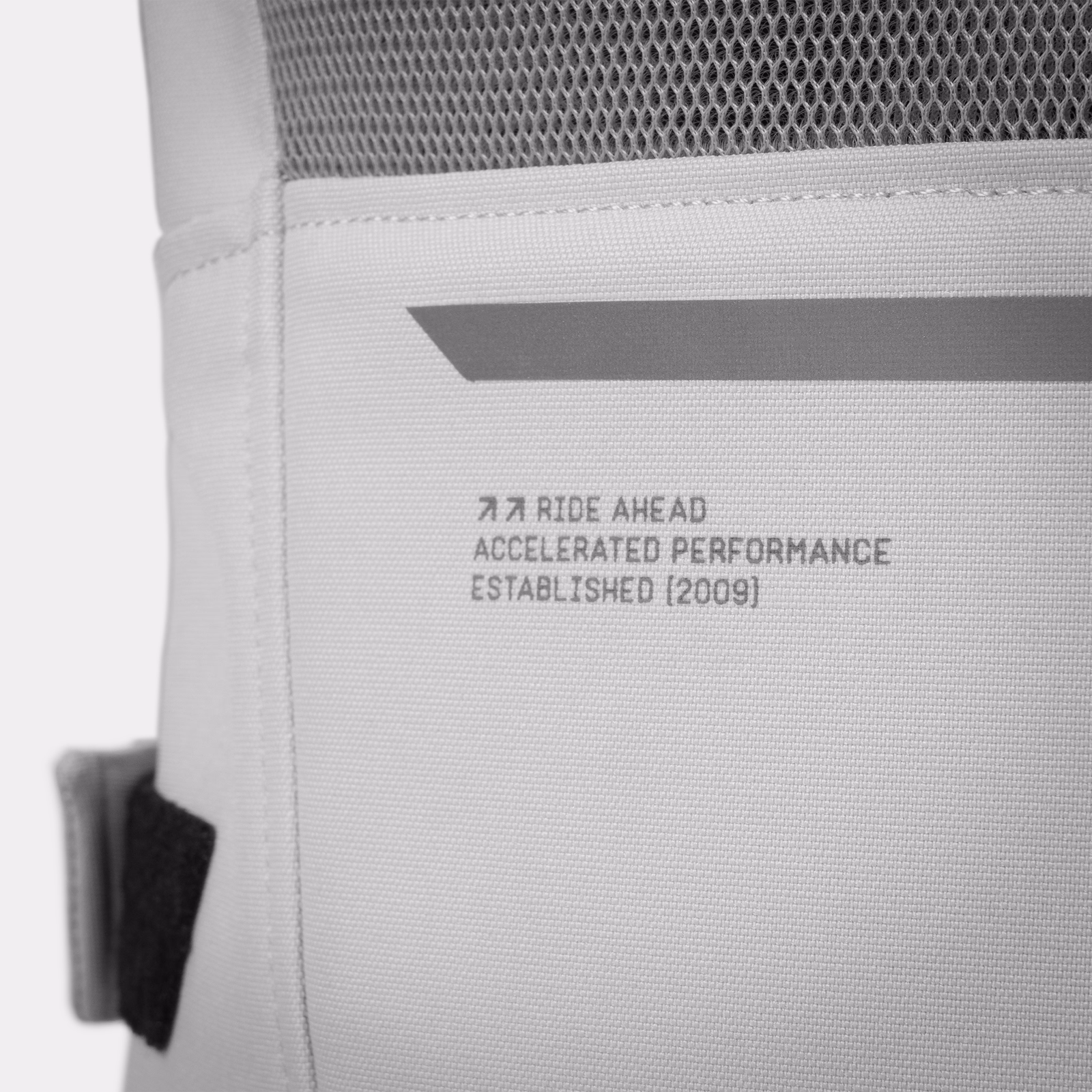 26_SHIMA_RUSH 30 AIR G2_JKT_GREY
