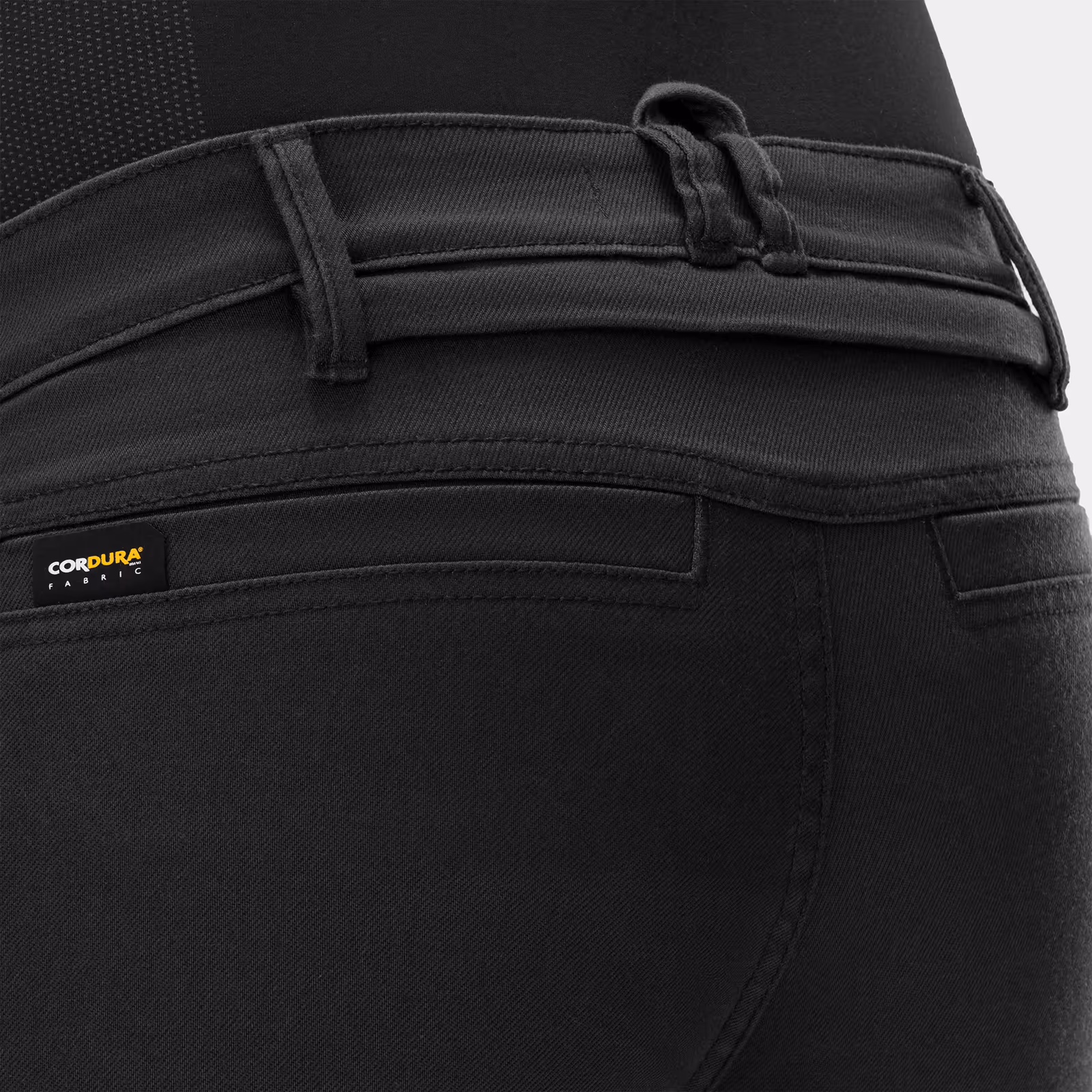 09_SHIMA_RECON_PNT_MEN_BLACK_2500x2500