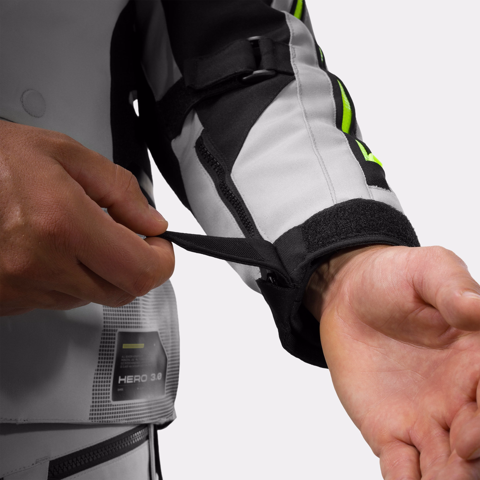 18_SHIMA_HERO 3 G2_MEN_JKT_FLUO