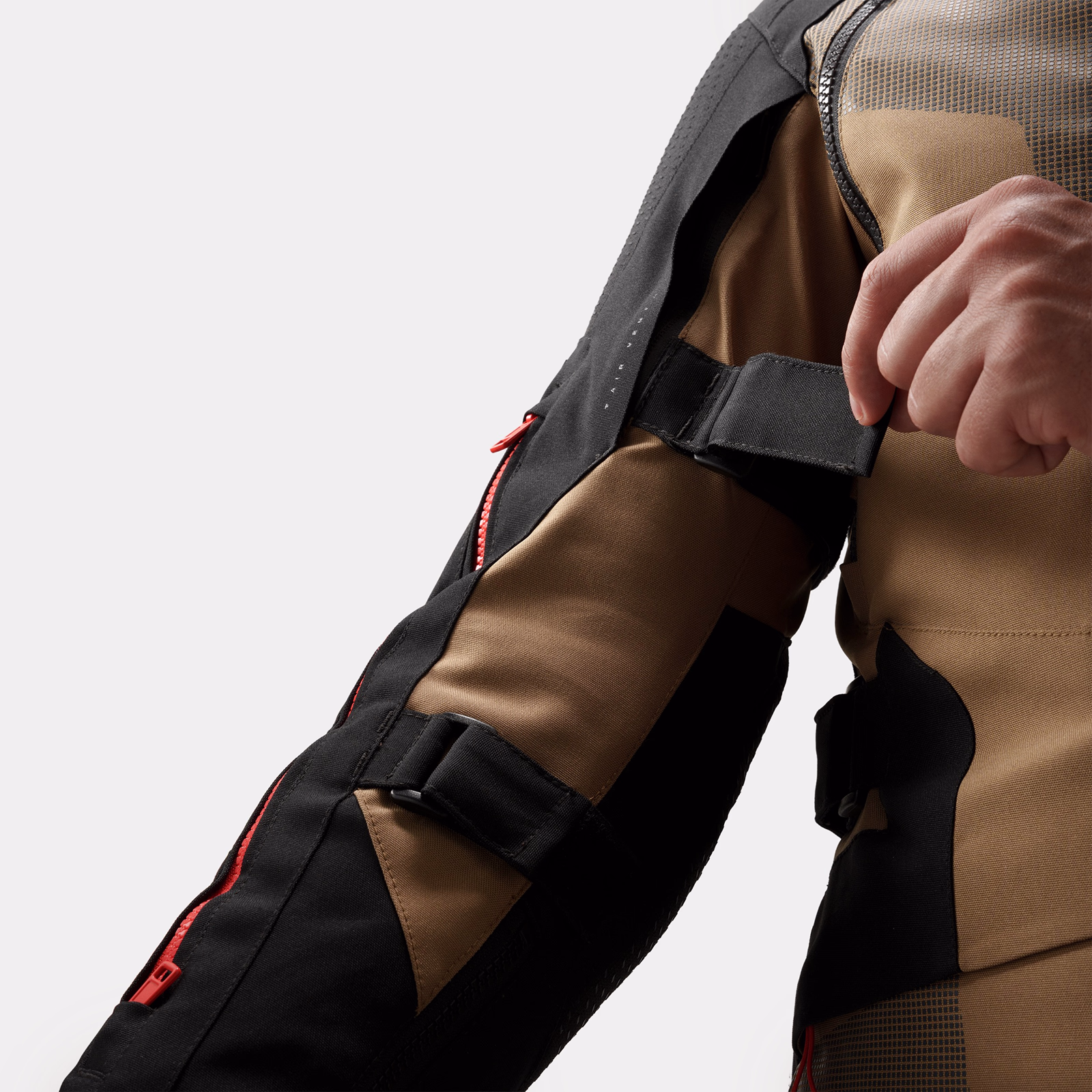 20_SHIMA_HERO 3 G2_MEN_JKT_BROWN