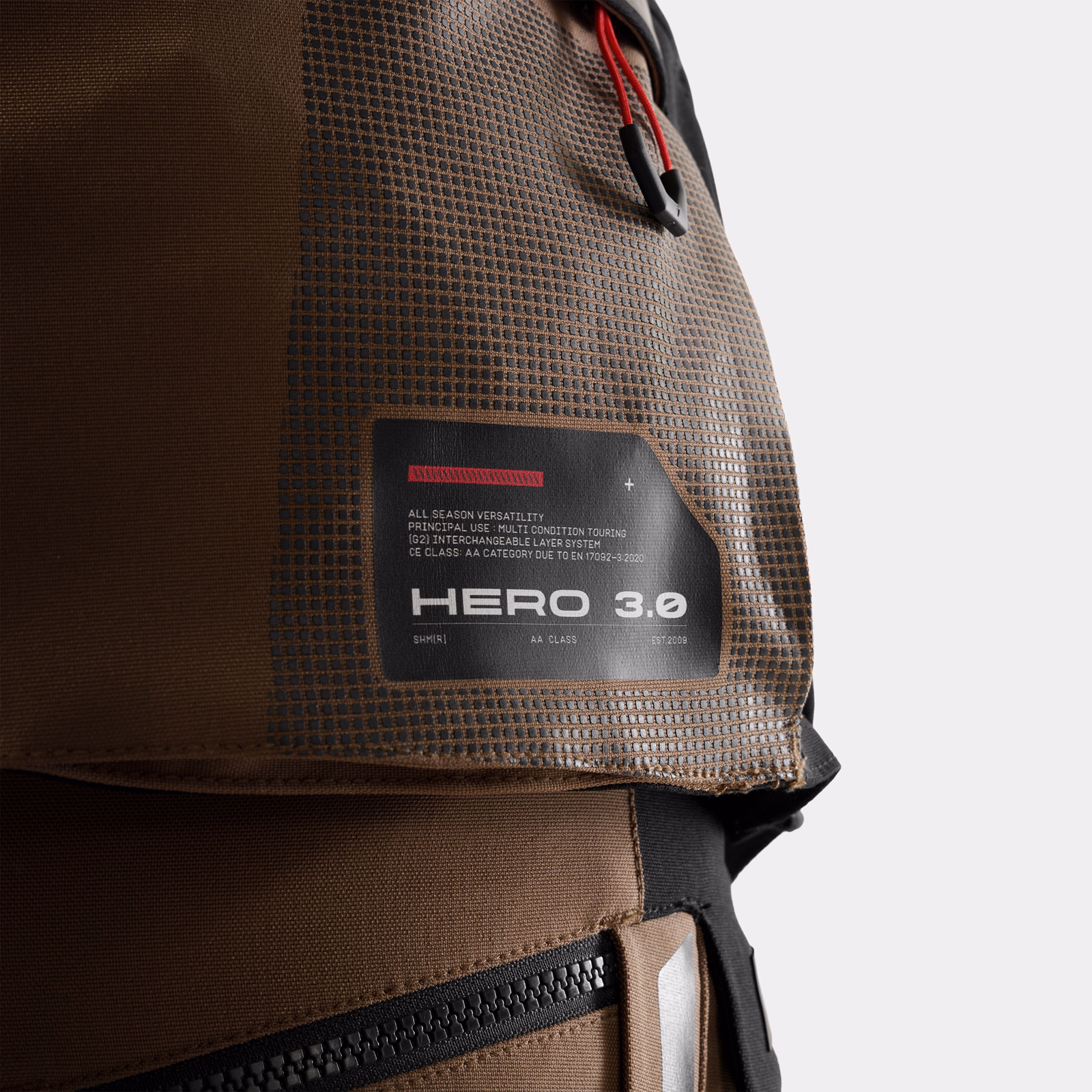 23_SHIMA_HERO 3 G2_MEN_JKT_BROWN