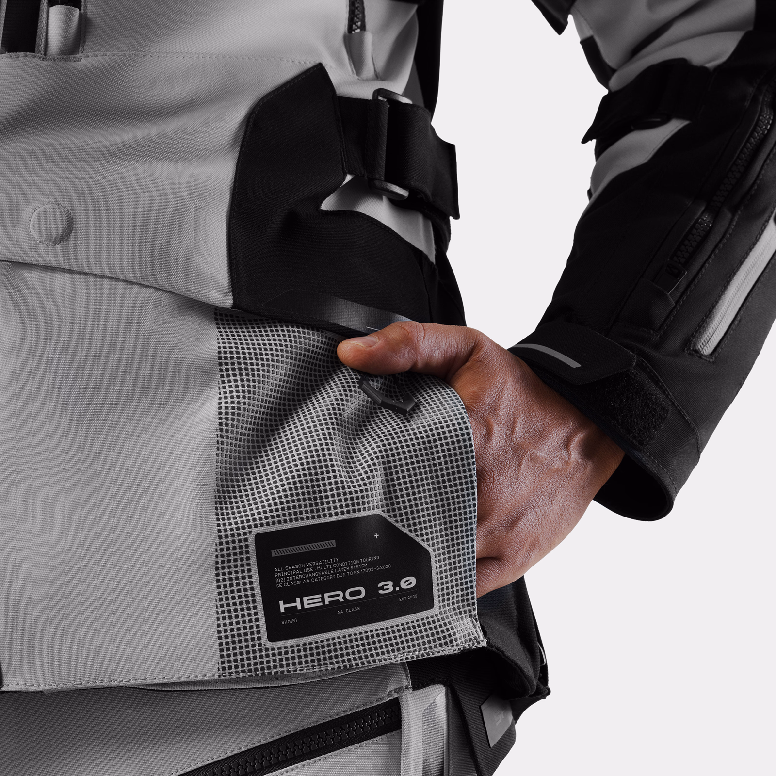 24_SHIMA_HERO 3 G2_MEN_JKT_GREY BLACK